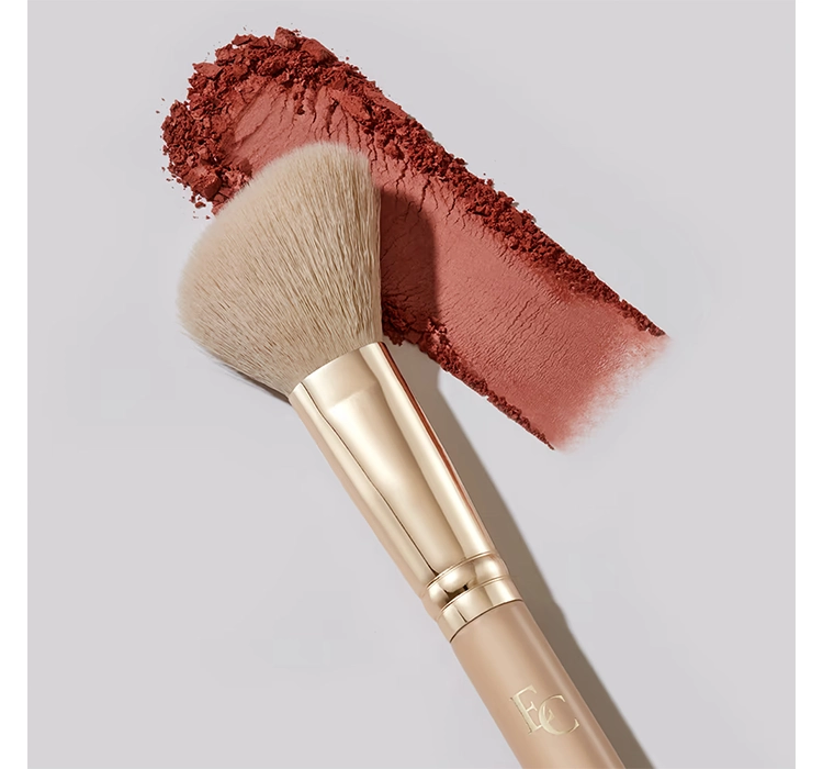 EVELINE ANGLED CONTOUR BRUSH F02