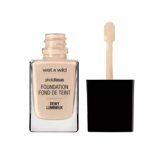 WET N WILD PHOTO FOCUS DEWY LUMINEUX FOUNDATION NUDE IVORY 28ML