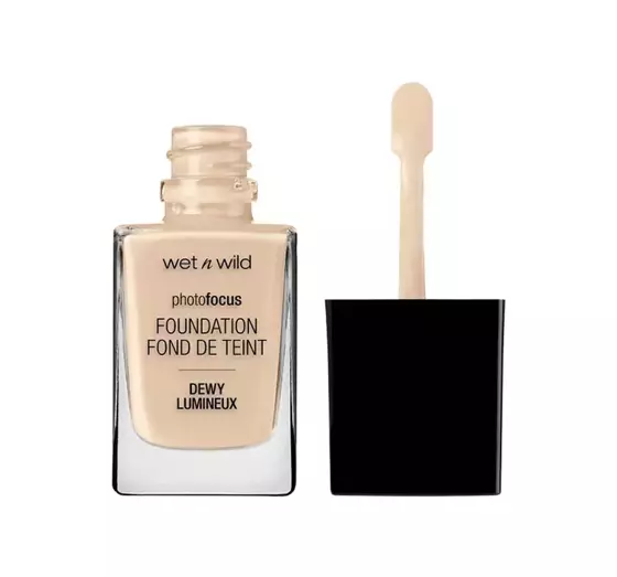 WET N WILD PHOTO FOCUS DEWY LUMINEUX FOUNDATION SOFT IVORY 28ML