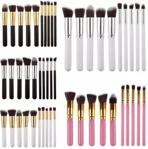 A SET OF PROFESSIONAL MAKEUP BRUSHES 10 PCS LONG