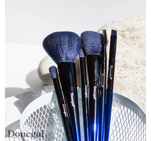 DONEGAL ELIXIR BRUSH FOR LOOSE AND PRESSED POWDER 4268