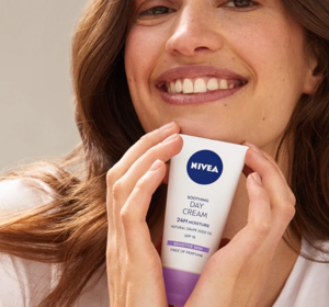 NIVEA 24H HYDRATION SOOTHING DAY CREAM 50ML