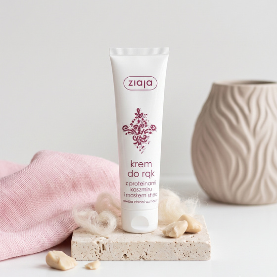 Click on photo to zoom it ZIAJA HAND CREAM WITH CASHMERE PROTEINS 100ML