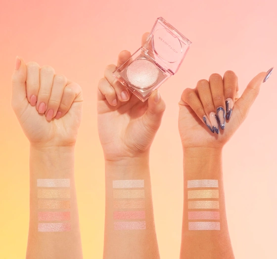 MAKEUP REVOLUTION BEAM BRIGHT FACE HIGHLIGHTER ROSE LUSTRE 2.45G