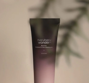 Haruharu Wonder Black Rice Moisture 5.5 Soft Cleansing Gel 100ml