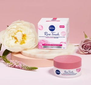 NIVEA ROSE TOUCH MOISTURIZING GEL CREAM 50ML