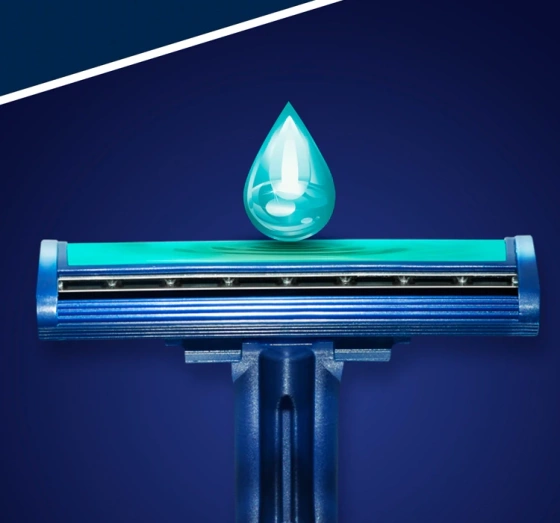 Gillette Blue II Plus Disposable Razors for Men 2 pcs