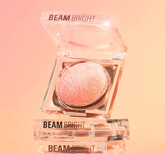 MAKEUP REVOLUTION BEAM BRIGHT FACE HIGHLIGHTER ROSE LUSTRE 2.45G