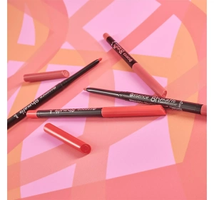 Essence 8h Matte Comfort Waterproof Lip Liner 19 Burgundy Bestie 0.3 g