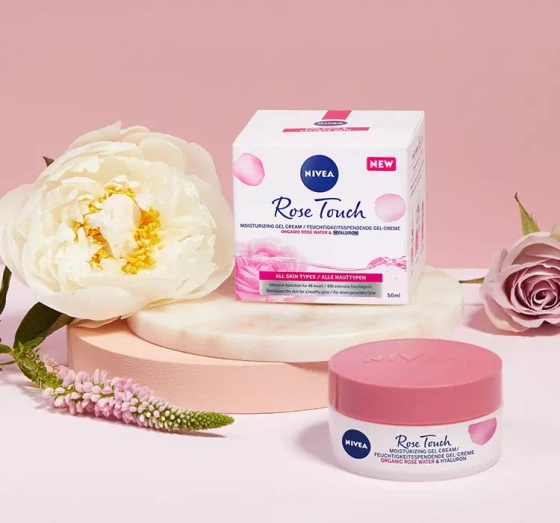 NIVEA ROSE TOUCH MOISTURIZING GEL CREAM 50ML